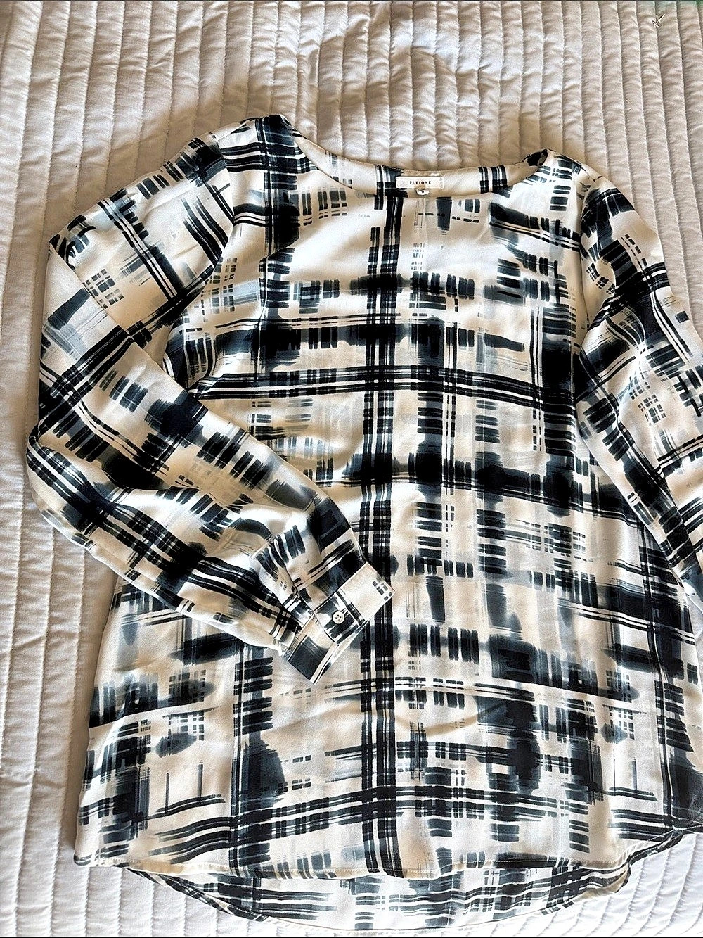 PLEIONE Long Sleeve Blouse